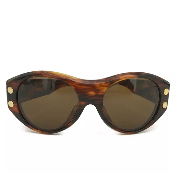 Authentic Louis Vuitton LV Sunglasses Small no scratch in very good condition. 💝 - Picture 5 of 7